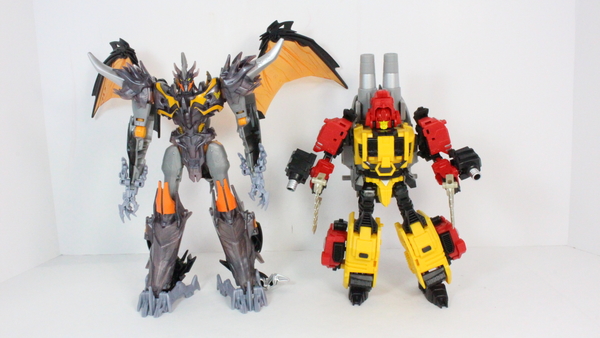 Transformers Prime Beast Hunters Predaking 2014 New Voyager Class Action Figure Review  (11 of 24)